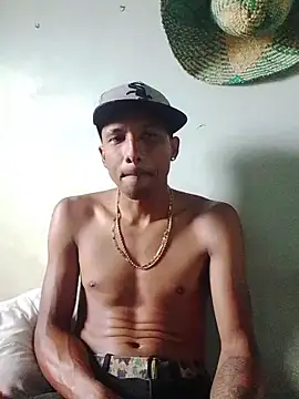 blackhot22c online show from May 31, 2026, 5:42 pm
