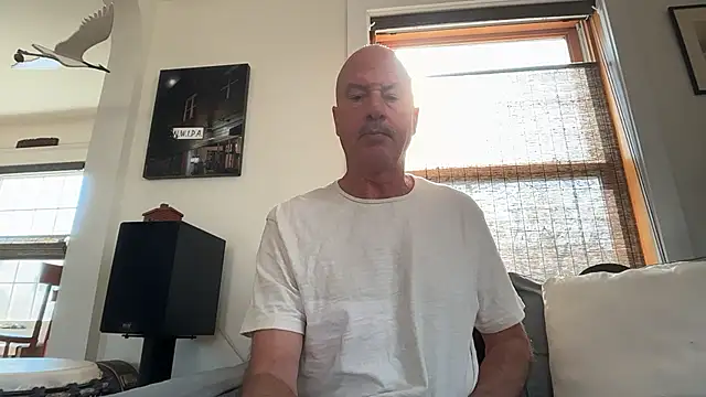 Snapshot of Guy__Grey chatting on April 10, 2026, 1:16 pm Guy Grey online show from April 10, 2026, 1:16 pm