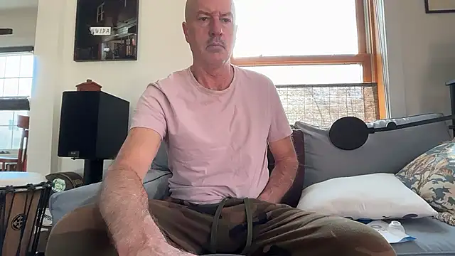 Snapshot of Guy__Grey chatting on April 12, 2026, 12:10 pm Guy Grey online show from April 12, 2026, 12:10 pm