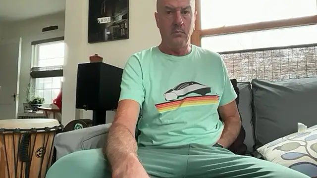 Snapshot of Guy__Grey chatting on April 15, 2026, 1:18 pm Guy Grey online show from April 15, 2026, 1:18 pm