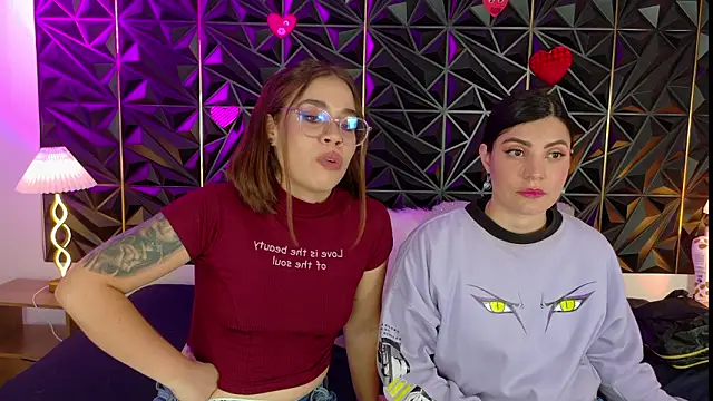 TaylorMilly online show from March 12, 2026, 9:43 pm