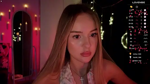 Snapshot of Nestyzz chatting on March 5, 2026, 4:19 am Nestyzz online show from March 5, 2026, 4:19 am