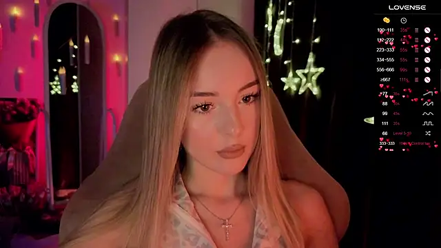 Snapshot of Nestyzz chatting on March 13, 2026, 9:21 pm Nestyzz online show from March 13, 2026, 9:21 pm