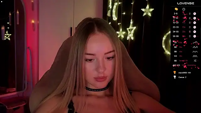 Snapshot of Nestyzz chatting on March 27, 2026, 10:42 pm Nestyzz online show from March 27, 2026, 10:42 pm