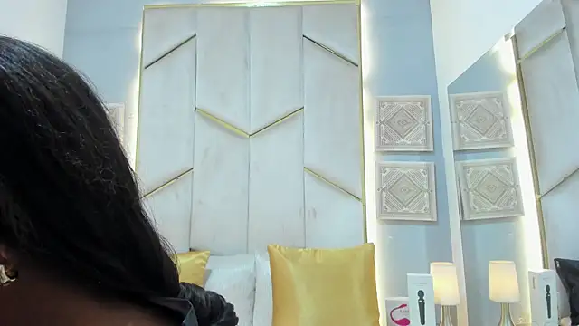 KarinaaCoxx online show from May 3, 2026, 12:55 pm
