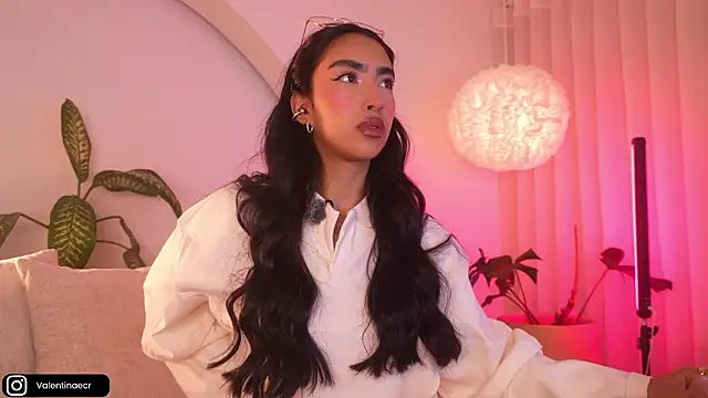 Kali-hill online show from March 15, 2026, 7:25 am