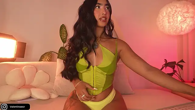 Kali-hill online show from April 5, 2026, 8:33 am