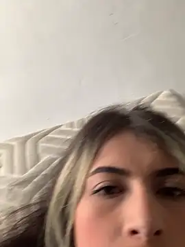 Snapshot of Candy_Lennon chatting on March 3, 2026, 7:20 pm Candy Lennon online show from March 3, 2026, 7:20 pm