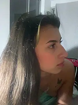 Snapshot of Candy_Lennon chatting on March 16, 2026, 3:23 am Candy Lennon online show from March 16, 2026, 3:23 am