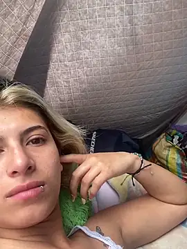 Snapshot of Candy_Lennon chatting on March 23, 2026, 2:32 pm Candy Lennon online show from March 23, 2026, 2:32 pm