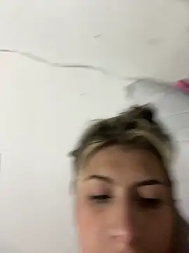 Snapshot of Candy_Lennon chatting on April 14, 2026, 3:07 pm Candy Lennon online show from April 14, 2026, 3:07 pm