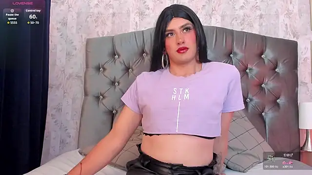 Snapshot of Miley_Cavendish chatting on March 31, 2026, 7:36 pm Miley Cavendish online show from March 31, 2026, 7:36 pm