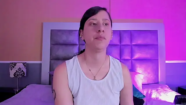 Snapshot of LunaDamasco chatting on March 24, 2026, 7:08 pm LunaDamasco online show from March 24, 2026, 7:08 pm