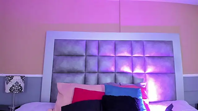 Snapshot of LunaDamasco chatting on March 28, 2026, 8:08 pm LunaDamasco online show from March 28, 2026, 8:08 pm