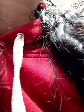 Snapshot of LunaDamasco chatting on April 9, 2026, 7:08 pm LunaDamasco online show from April 9, 2026, 7:08 pm