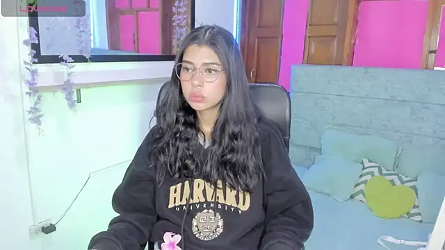 Aysha winxs online show from May 21, 2026, 3:24 am