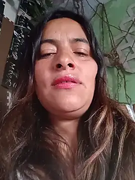 ivilondon online show from July 26, 2026, 10:05 pm