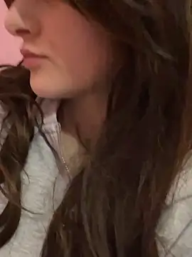 Amira amur online show from March 5, 2026, 6:37 pm