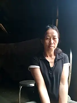 jangcute11 online show from March 3, 2026, 3:23 am