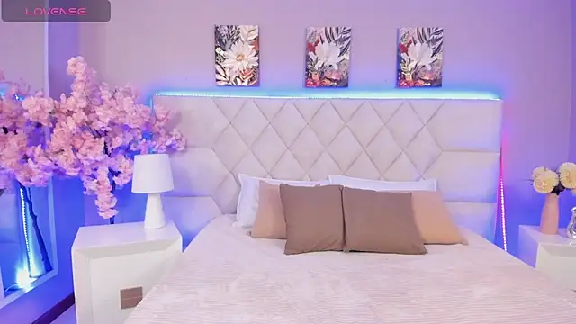 Bianca Monroe  online show from March 23, 2026, 7:18 pm