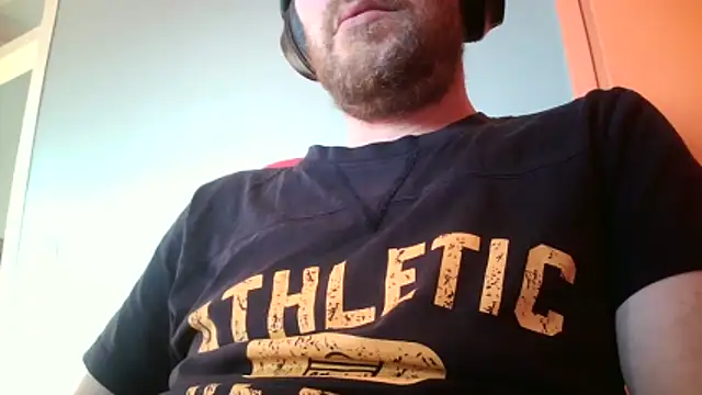 truble78 online show from May 11, 2026, 4:04 pm
