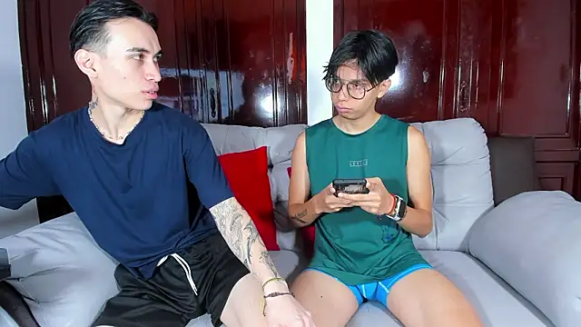 Snapshot of Patrick_ander chatting on March 8, 2026, 12:42 pm Patrick ander online show from March 8, 2026, 12:42 pm