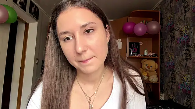 poly princess online show from March 4, 2026, 9:15 am