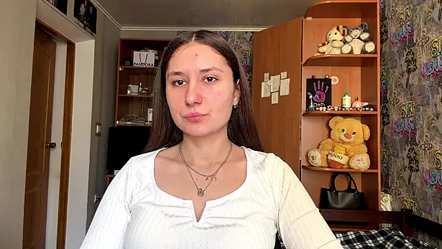 poly princess online show from March 24, 2026, 12:10 pm