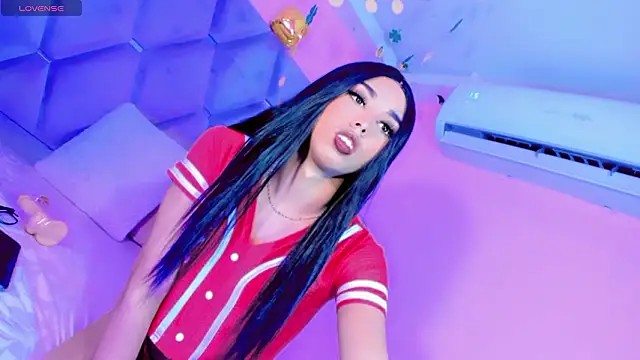 Snapshot of Daniiela_Ember chatting on March 18, 2026, 11:46 am Daniiela Ember online show from March 18, 2026, 11:46 am