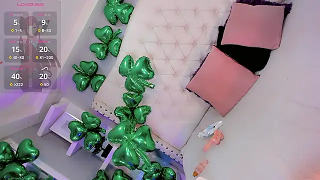 Snapshot of Daniiela_Ember chatting on March 19, 2026, 11:36 am Daniiela Ember online show from March 19, 2026, 11:36 am