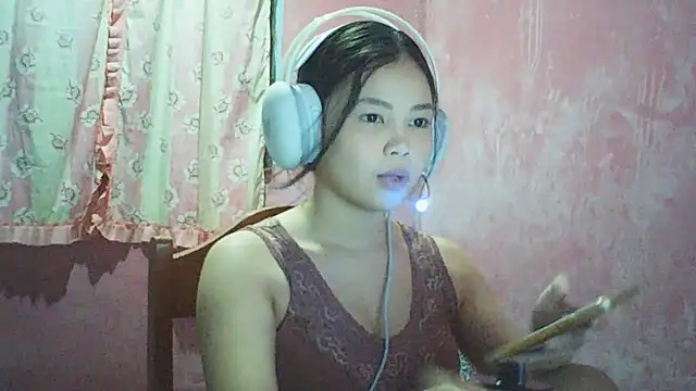 DessertFlower online show from April 25, 2026, 3:42 am
