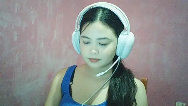 DessertFlower online show from June 11, 2026, 3:04 am