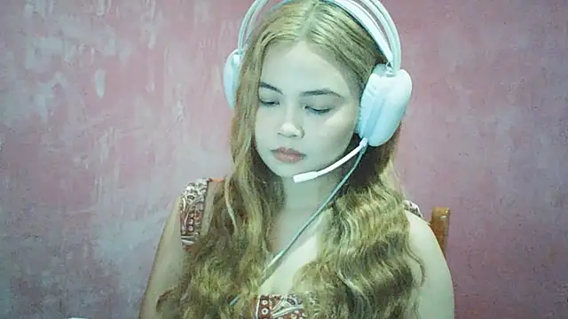 DessertFlower online show from June 18, 2026, 4:13 am