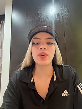 Snapshot of romanovanita chatting on March 9, 2026, 5:11 am romanovanita online show from March 9, 2026, 5:11 am