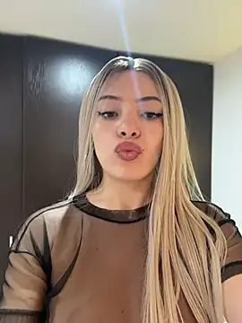 Snapshot of romanovanita chatting on March 30, 2026, 4:24 am romanovanita online show from March 30, 2026, 4:24 am