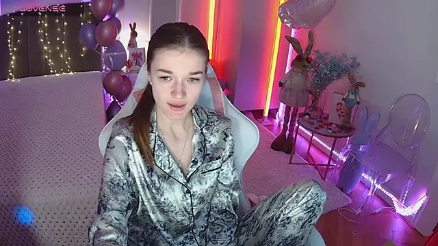 Ann Wood online show from March 23, 2026, 7:12 am