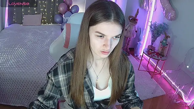 Ann Wood online show from April 3, 2026, 11:41 am