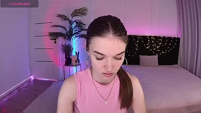 Ann Wood online show from May 16, 2026, 3:22 pm