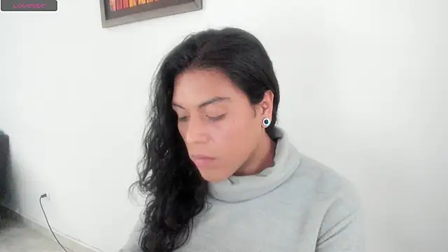 Snapshot of Jess_Hoffman chatting on April 24, 2026, 9:28 pm Jess Hoffman online show from April 24, 2026, 9:28 pm