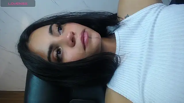 Tamy b  online show from April 9, 2026, 6:19 am