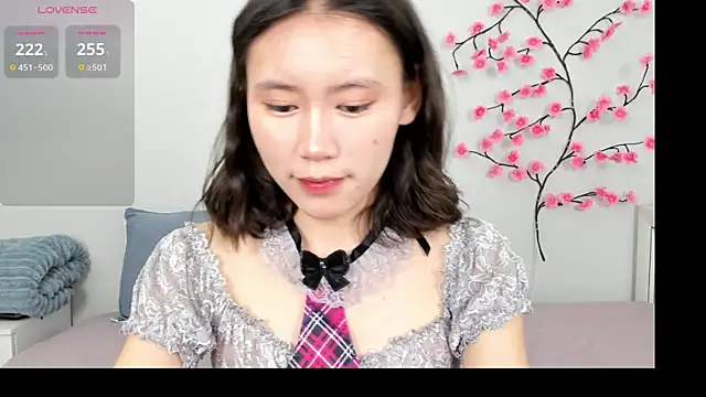 Kiraeko online show from June 18, 2026, 10:25 pm