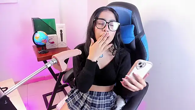 Snapshot of Valecute_ chatting on April 9, 2026, 8:25 pm Valecute online show from April 9, 2026, 8:25 pm