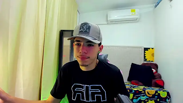 Bad bunnyy  online show from March 25, 2026, 12:22 pm