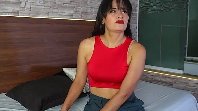 zenda Biancha online show from May 11, 2026, 11:49 am