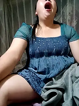 Snapshot of Lucky_girl_4 chatting on March 31, 2026, 3:01 pm Lucky girl 4 online show from March 31, 2026, 3:01 pm