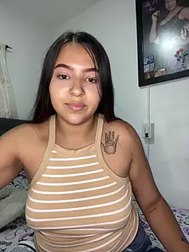 esmeralda diaz  online show from February 21, 2026, 6:25 am