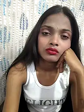 iam-anshika online show from April 13, 2026, 5:46 am