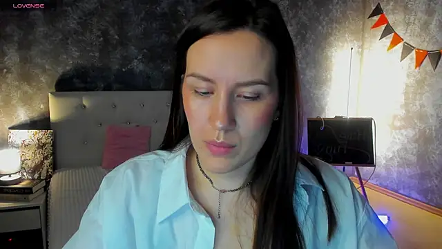 Snapshot of asti_bubbles chatting on April 15, 2026, 12:50 am asti bubbles online show from April 15, 2026, 12:50 am