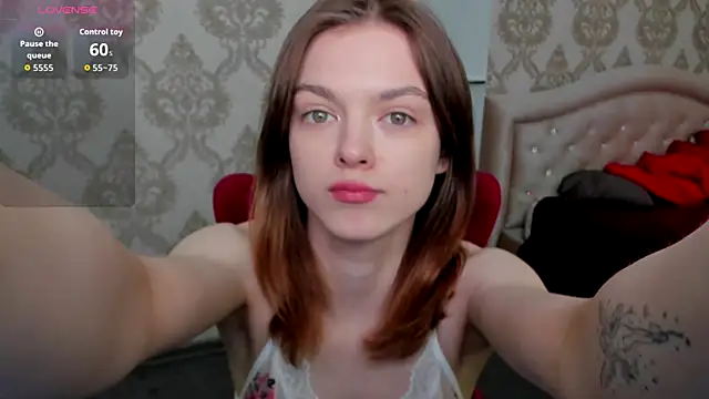  Molly Coy  online show from May 16, 2026, 8:00 am
