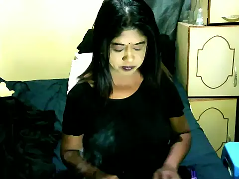 IndianPleasures21 online show from May 16, 2026, 2:16 pm
